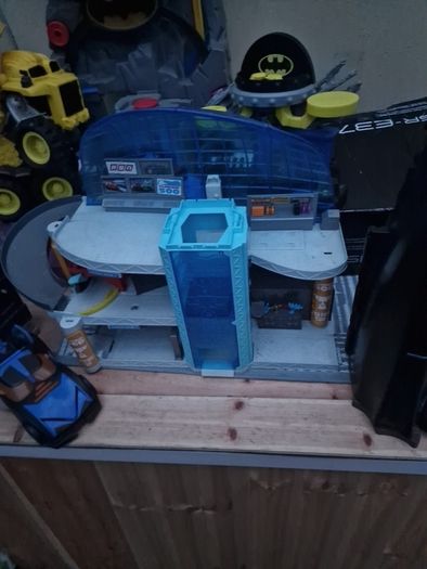 toys