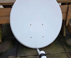 100 cm Satellite Dish With Dual Lnb-Bargain !!!
