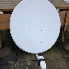 100 cm Satellite Dish With Dual Lnb-Bargain !!!