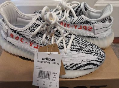 Yeezy 350 V2 - Zebra