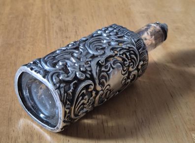 Deakin & Francis, 1899. Sterling Silver Scent bottle. Still with original lid.