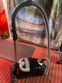 Miele C2 Extreme powerline 1400W
