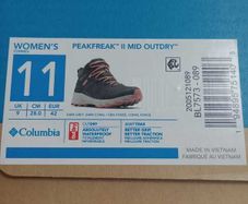 Brand New Columbia Womens Peakfreak II Mid Outdry Hiking Boots Size 42