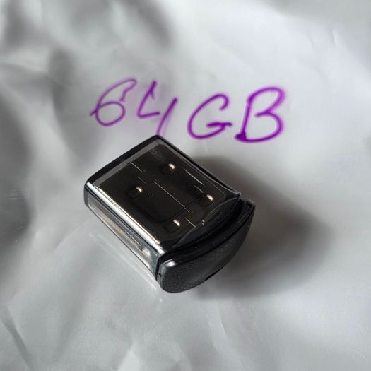 64 GB USB Flash Drive Mini