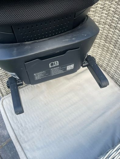 Joie i-Spin 360 rotating car seat