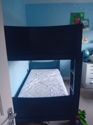 Bunk beds (incl 1 mattress)