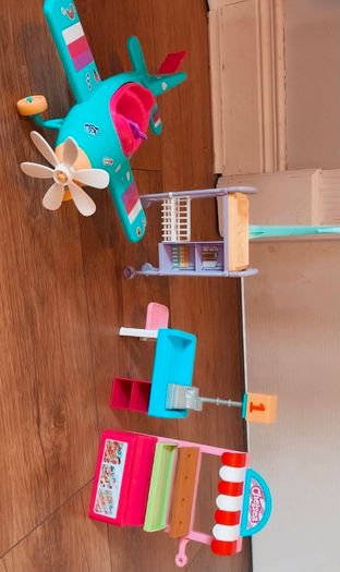 Barbie Dreamhouse and accessories