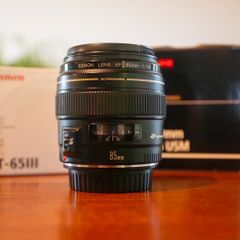 Canon EF 85mm f/1.8 USM | Portrait Lens | Hood + Box | Excellent Condition