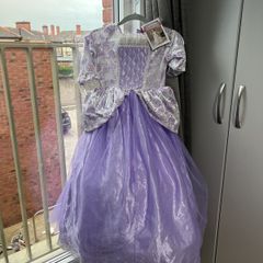 Purple dress