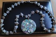 Abalone shell pendant necklace