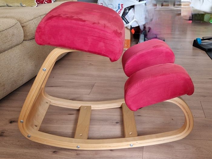 Ergonomic Kneeling Rocker Chair