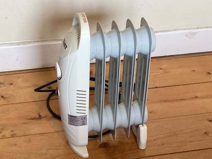 exet Mini Oil-Filled Radiator | Compact, Quiet & Efficient