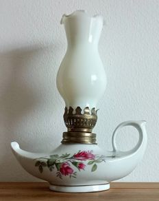 Porcelain kerosene mini lamp ceramic Alladine