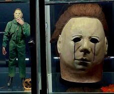 halloween 2 figure 1/6  ( like hot toys ) and mask