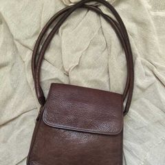 Vintage Chesneau black leather shoulder bag
