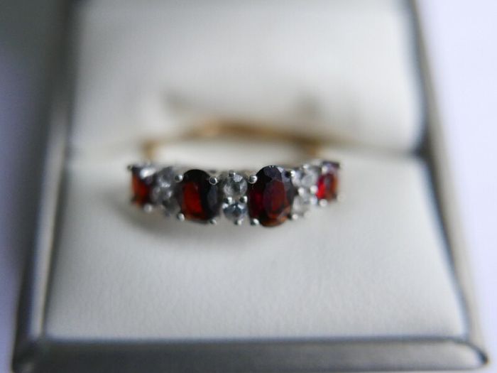 Vintage14K Gold 585 Ring With  Diamonds and Rubies Ring size P1/2 - 2,9g