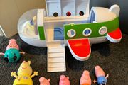 Peppa Pig Plane &amp; figures