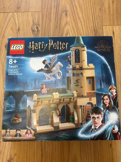 Lego Harry Potter Hogwart's Courtyard Sirius's Rescue 76401 - Complete
