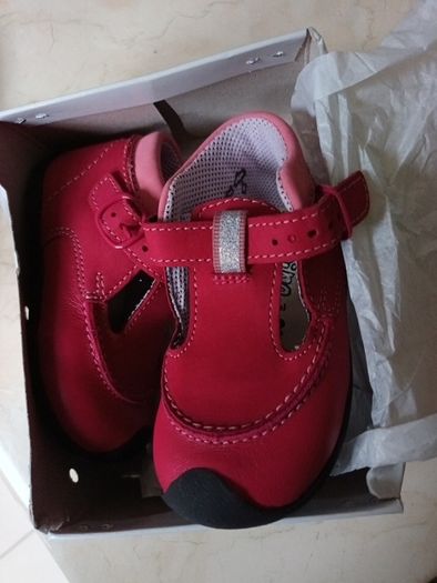 Riscosto Pepino Baby Shoe's. Size 20 . (UK  5) In The Original  Box.  B.N.W.T.