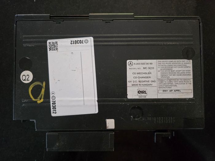 Mercedes CD changer A203 820 90 89