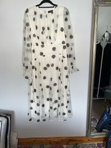 Lipsy Dress, absolutely stunning, s16. Long sleeves, back zip, open at top quarter