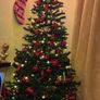 Christmas tree+ red decorations and fairy lights Image 3