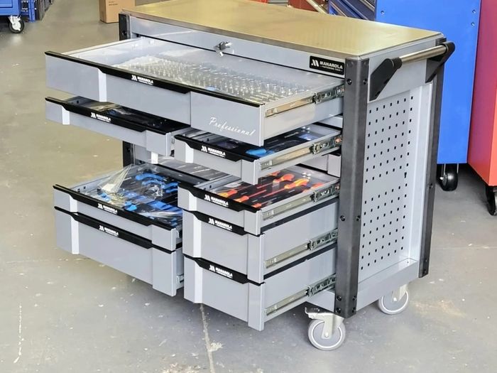 Manarola 12 Drawer Tool Box - Fully Loaded With Tools
