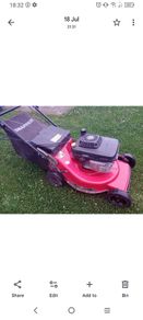 Snapper lawnmower