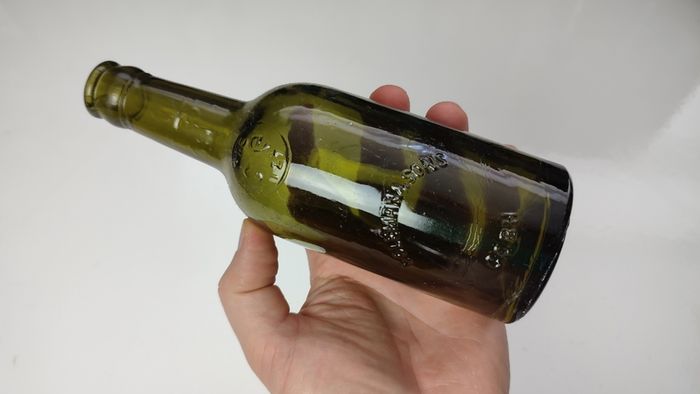 397 - Antique Rare Coleman and Sons Cobh Saorstat Eireann Dark Green Glass Collectible Decorative Irish Free State Bottle