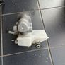 master brake cylinder Image 3