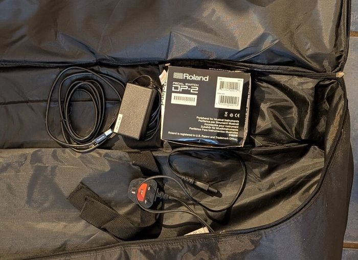 Roland FP-10 Digital Piano