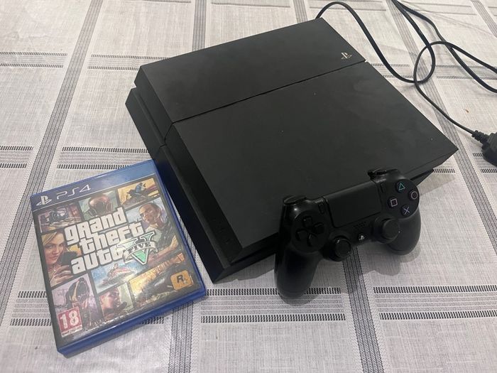 Original PS4 500gb