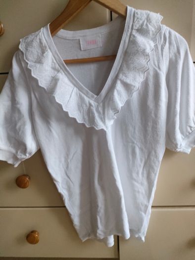 Women's t shirt