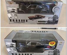 Bullit Steve McQueen Movie Dodge Charger 1/18 x 2