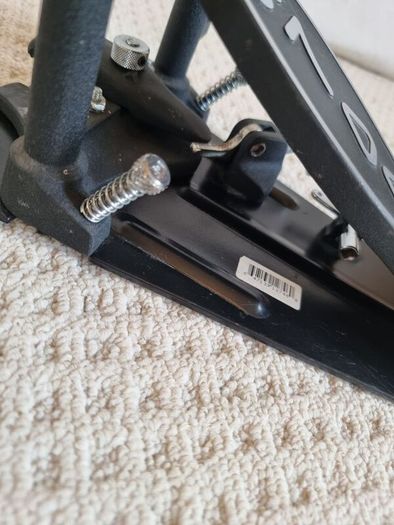 DW7000 single bass kick drum pedal