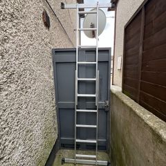 Expanding ladder 2.7m max