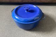 Round Cast Iron Casserole Dish with Lid Made in France Le Creuset style 24cm Blue