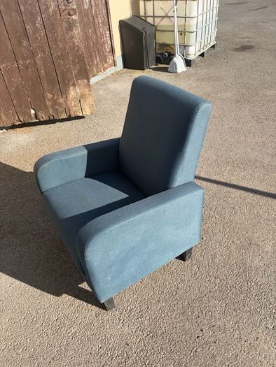 4 Armchairs