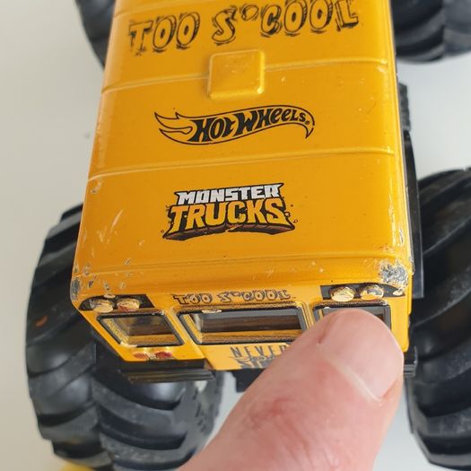 Monster truck Too S'ool 1:24 scale Mattel