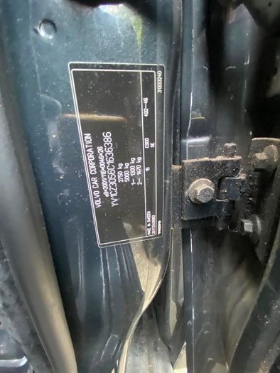 2012 VOLVO xc90 breaking for parts