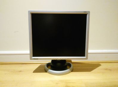 Hansol H960 19" flat screen monitor