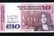 1983 Ireland IR10 Jonathan Swift. Banknote Series B. Note issued 25/02/83. Serial number FBC652859