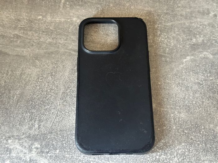 iPhone 14 Pro Leather Phone Case