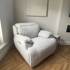 Recliner (electric power)