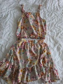 HM girls flower co ord set 10-11