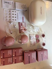 Momcozy M9 Double Wearable Breast Pump Bundle + Extras