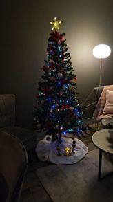 Artificial Christmas Tree, Easy Setup & Great Condition