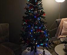 Artificial Christmas Tree, Easy Setup & Great Condition
