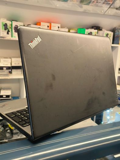 Lenovo E570 15.6" i5-7200U 256GB SSD 8GB Notebook Laptop Windows 11 Pro, USB-C HDMI VGA
