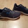 Sport shoes trainers Image 4